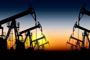 Les prix du pétrole bondissent de 1% avec les tensions au Moyen-Orient et la relance chinoise