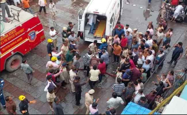 Inde : 17 morts dans un incendie à Hyderabad – Quand l’habitat urbain devient piège mortel