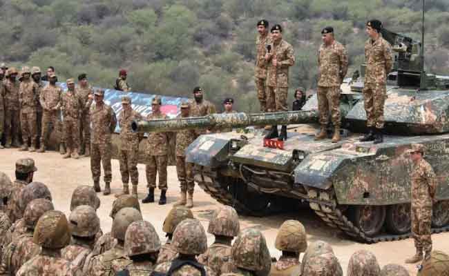 Tensions Inde-Pakistan : Islamabad teste un missile sol-sol en pleine escalade régionale
