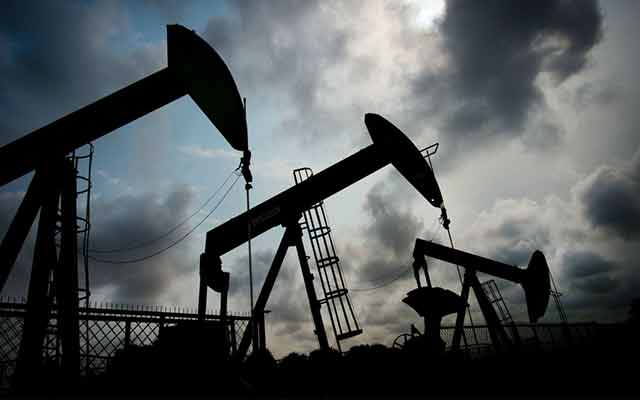 Ralentissement de la croissance des prix du pétrole