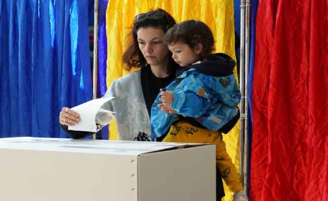 Roumanie : Un second tour électoral sous haute tension entre nationalisme et ancrage européen