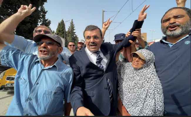 Tunisie : 34 ans de prison pour l'ex-Premier ministre Ali Larayedh, un verdict qualifié de chasse aux opposants