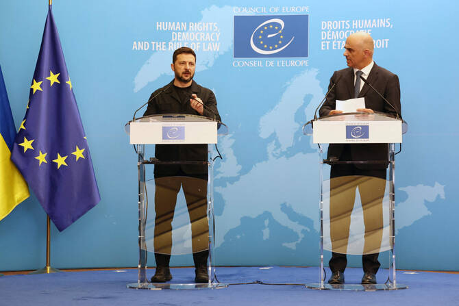 Bruxelles renforce son soutien à l’Ukraine : sanctions prolongées contre la Russie, et tensions géopolitiques en toile de fond