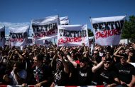 Les supporters de l’OL réunis pour demander le départ de John Textor après la rétrogradation