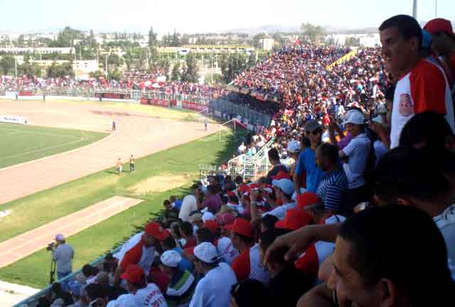 Chlef : le stade Boumezrag en état critique — l’urgence d’une rénovation s’impose
