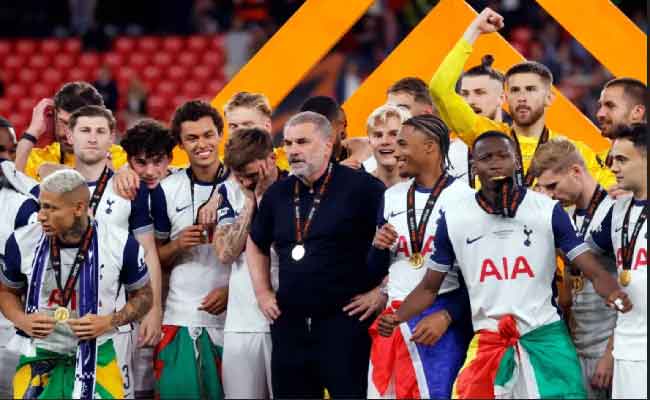 L’étonnant départ de Postecoglou après la victoire en Ligue Europa avec Tottenham