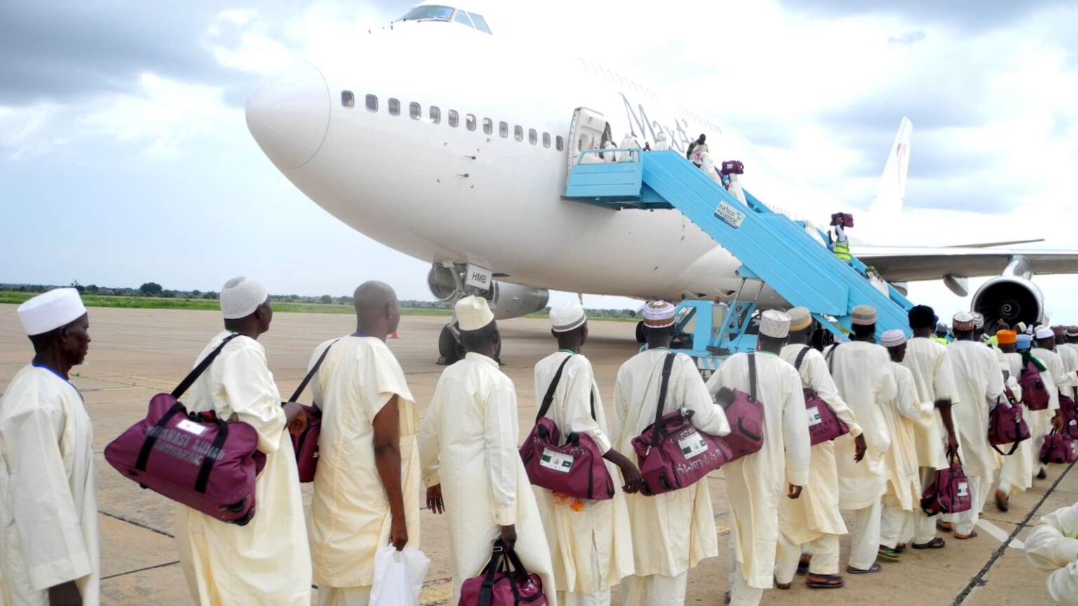 Interception de deux pèlerins nigérians à l’aéroport de Lagos : la cocaïne menace le Hajj