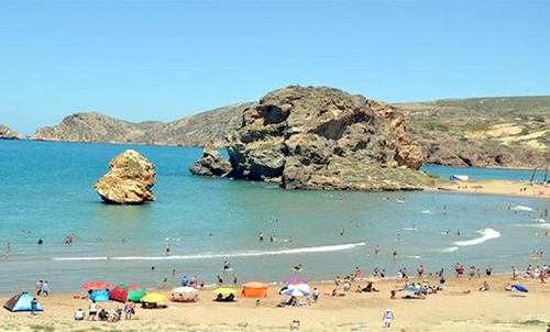Tlemcen : 48 millions de dinars pour l’aménagement de 6 plages en vue de la saison estivale