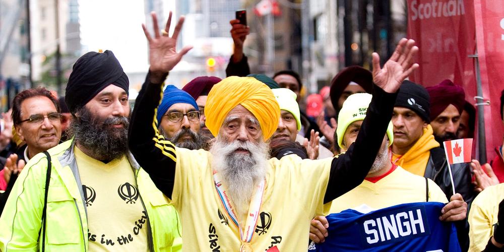 Fauja Singh, le « le plus vieux marathonien du monde  », décède à 114 ans dans un accident mortel