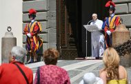 Guerre à Gaza : le Pape Léon XIV dénonce une 