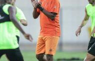 MCA en alerte : Saliou Bangoura évacué en urgence, inquiétude au club