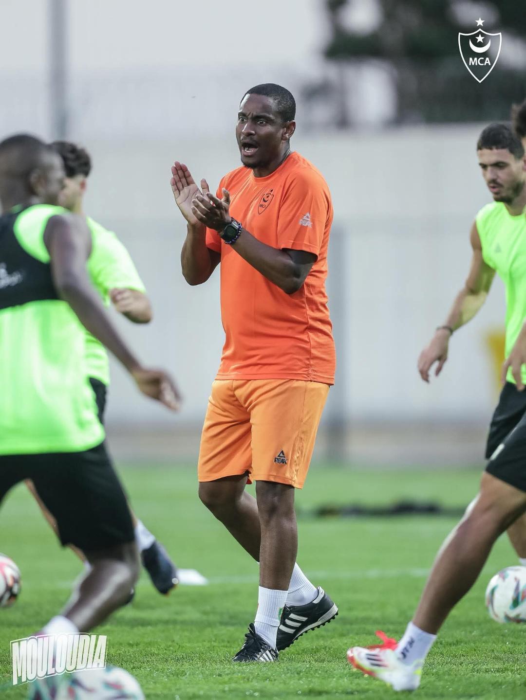 MCA en alerte : Saliou Bangoura évacué en urgence, inquiétude au club
