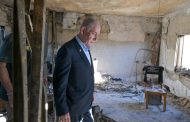 Netanyahou cloué chez lui par une intoxication alimentaire : les audiences judiciaires une nouvelle fois reportées