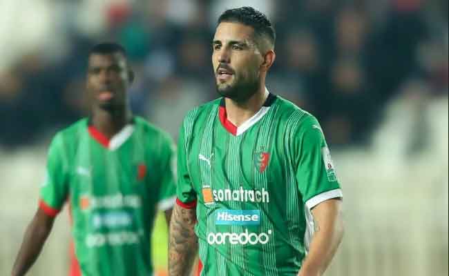 Andy Delort : Un retour au MC Alger, casse-tête financier et sportif