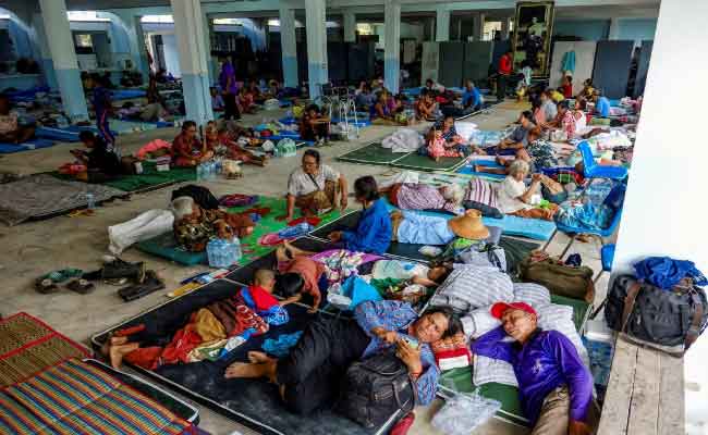 Violents combats à la frontière thaïlando-cambodgienne : plus de 138 000 personnes déplacées, la région au bord de la guerre