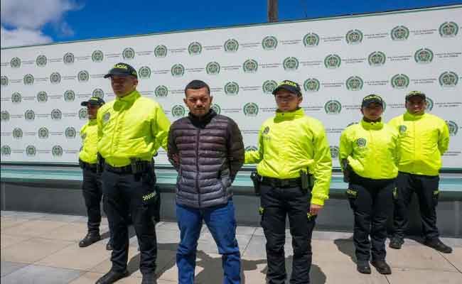 Colombie : Arrestation d’un suspect clé dans l’attentat contre le sénateur Miguel Uribe, toujours dans le coma