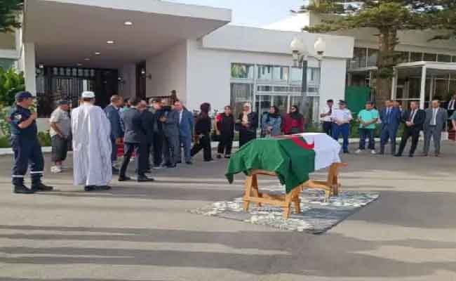 Arrivée à Alger du corps de Rahma, victime d’un crime odieux à Hanovre, suscitant colère et appels à la justice