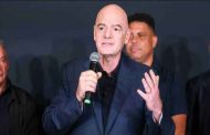 Mondial 2026 : Gianni Infantino mise sur les stades couverts pour contrer la chaleur