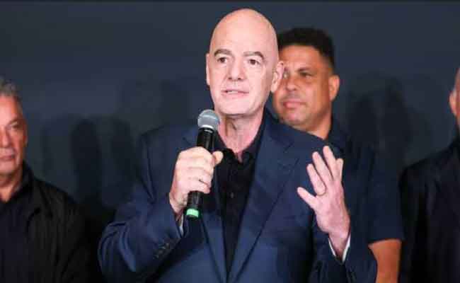Mondial 2026 : Gianni Infantino mise sur les stades couverts pour contrer la chaleur
