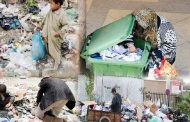 La récolte en Algérie est dévorée par les généraux et leurs chiens, tandis que le peuple se nourrit des ordures