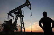 Marché mondial du pétrole : calme apparent, haute tension en coulisses, l’or noir coule à flots