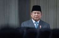 L’ombre de la politique sur la justice indonésienne : Prabowo annonce un plan de grâce libérant plus de 44 000 prisonniers, y compris des rivaux de Widodo