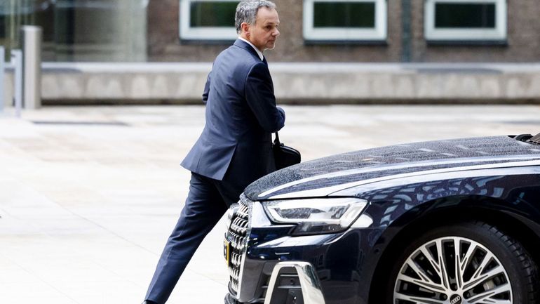 Pays-Bas : le ministre des Affaires étrangères démissionne, vague de départs au gouvernement face à Impasse sur Israël