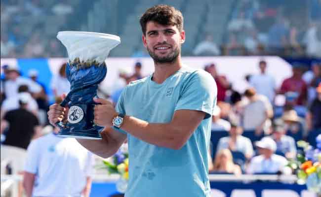 Carlos Alcaraz couronné à Cincinnati après l’abandon de Jannik Sinner