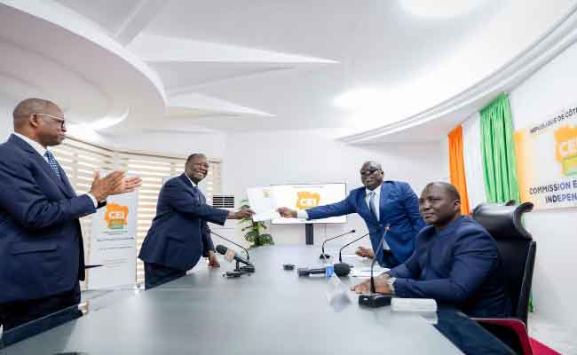 Présidentielle en Côte d’Ivoire: Côte d’Ivoire : 60 candidats à la présidentielle, dont des figures contestées, pour le scrutin d’octobre