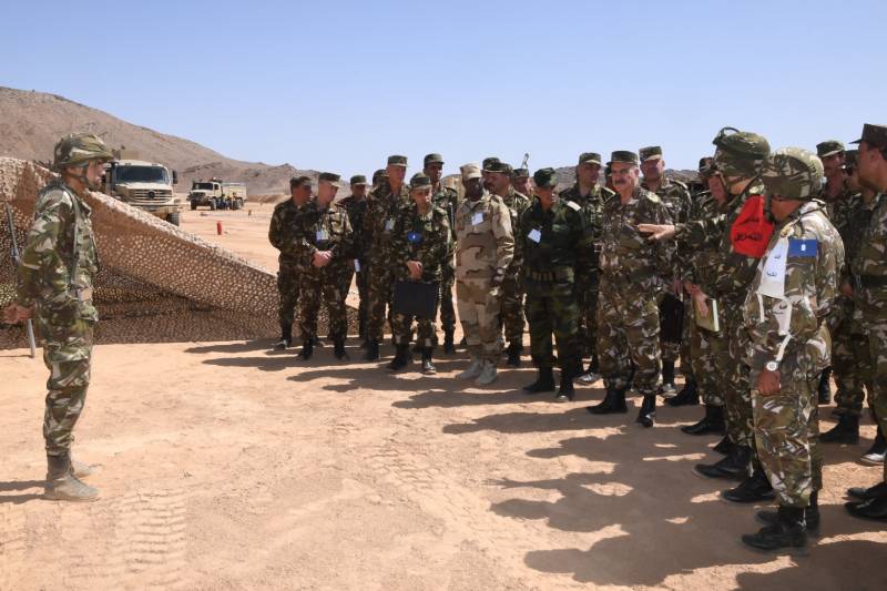 La misère et la faim poussent des centaines d’officiers et de soldats algériens à fuir vers la Libye et l’Espagne