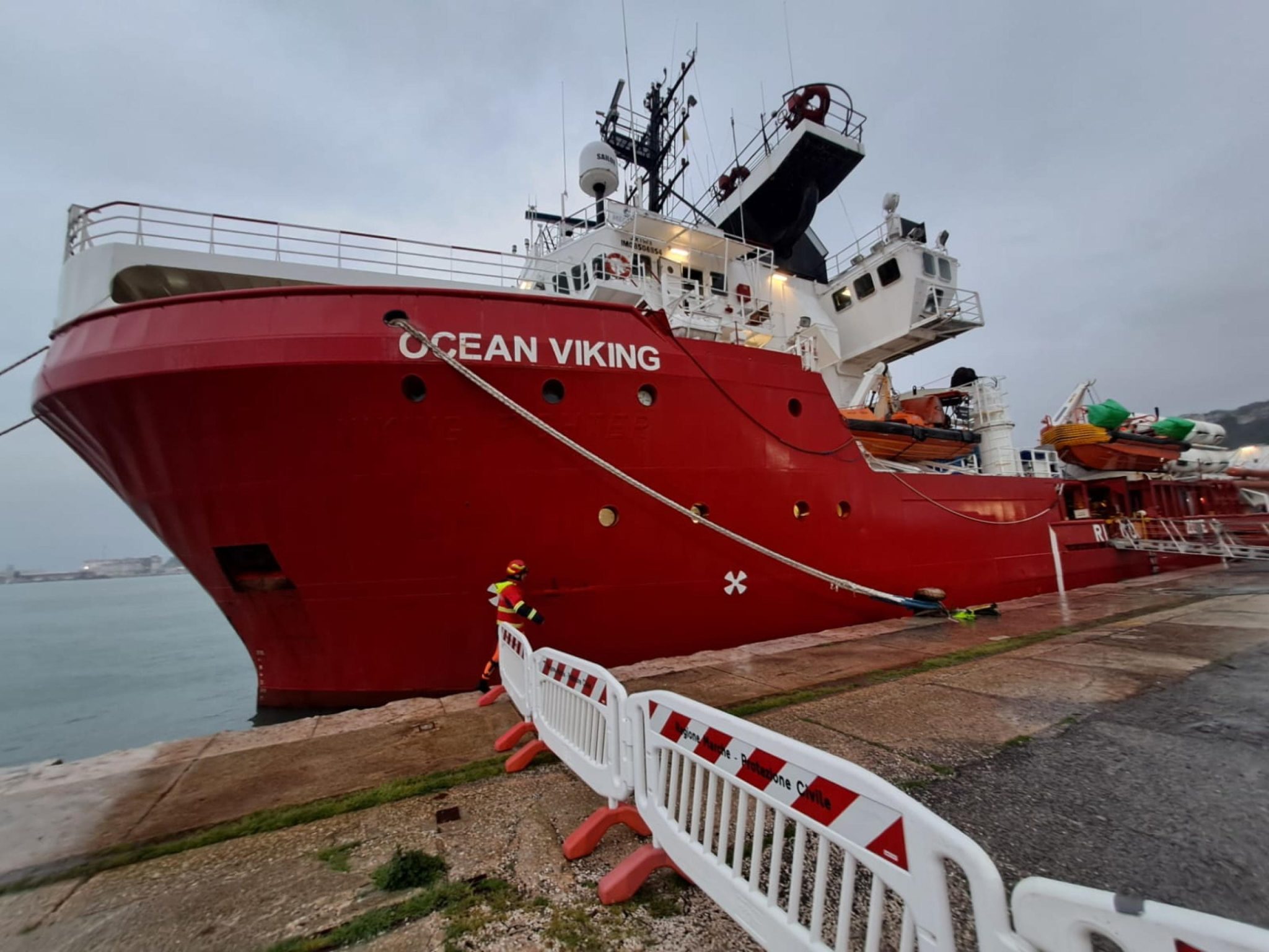 Tirs des garde-côtes libyens sur l’Ocean Viking : un acte délibéré contre un navire humanitaire