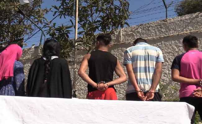 Démantèlement d’une bande criminelle à Ouled Fayet : des femmes utilisées comme appâts pour des agressions violentes
