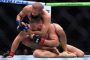 UFC 319 : Khamzat Chimaev écrase Dricus Du Plessis et devient champion des poids moyens