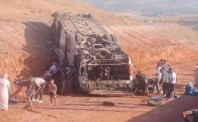 Tragédie routière à Constantine : 3 morts et 48 blessés dans une collision en chaîne