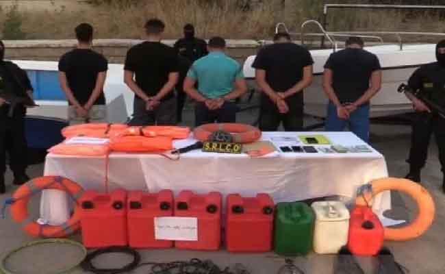 Démantèlement d’un réseau de trafic de migrants à Constantine : 6 arrestations et saisie d’un atelier de fabrication de bateaux