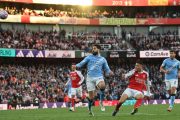 Arsenal arrache un nul face à Manchester City, Villa reste à sec