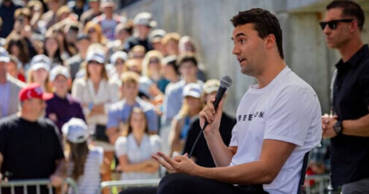 États-Unis : Charlie Kirk, figure conservatrice, abattu à l’Université de l’Utah Valley – Trump ordonne les drapeaux en berne