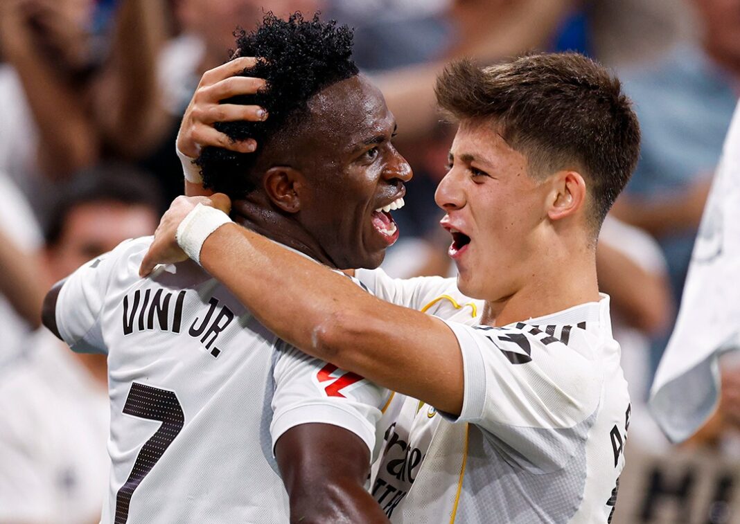 Liga : Le Real Madrid renverse Majorque et prend la tête grâce à Vinicius et Güler malgré le VAR