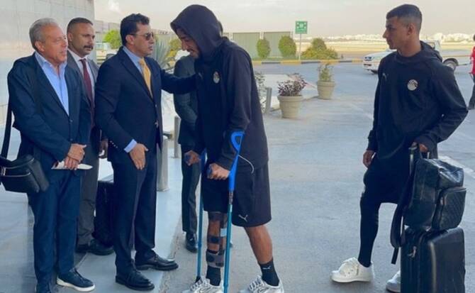 Omar Marmoush forfait pour le derby de Manchester en raison d’une blessure au genou