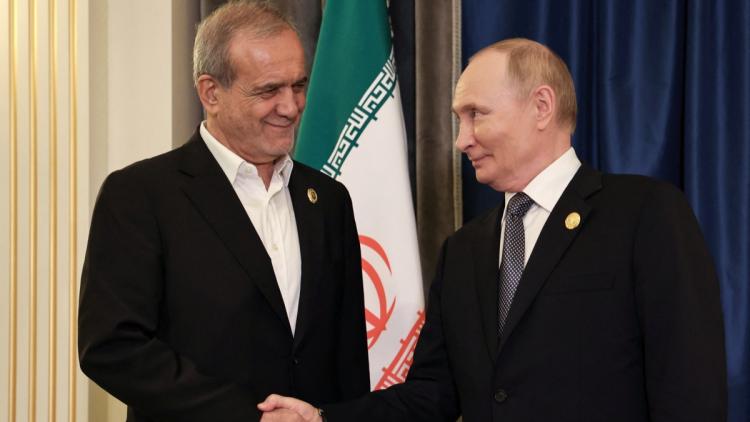 Un accord russo-iranien à 25 milliards de dollars pour quatre nouvelles centrales nucléaires en Iran