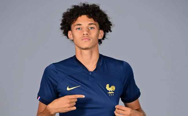 Bleus plutôt que Verts : Akliouche explique sa décision surprenante