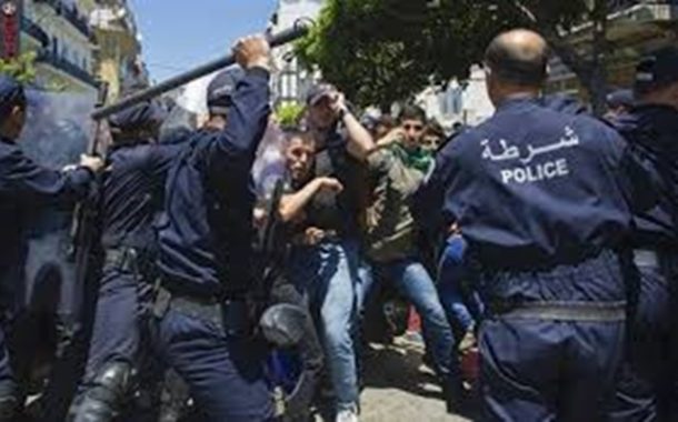 Comment protester en Algérie est-il devenu une trahison capitale et critiquer Tebboune un crime puni par le viol dans les centres de police ?