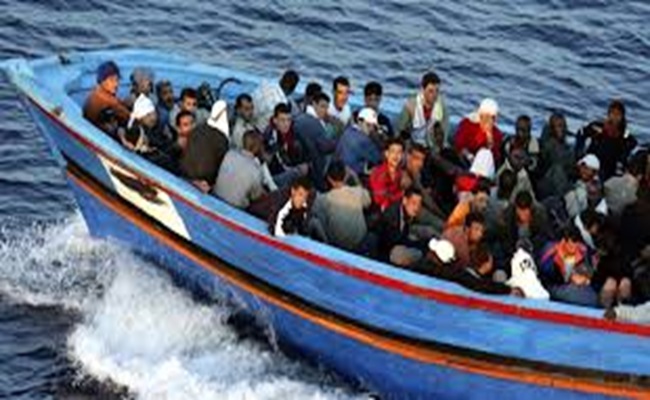 Khenchela : 12 accusés, dont des employés communaux, impliqués dans un réseau de falsification de passeports biométriques