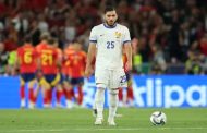 Double nationalité : Pourquoi l’Algérie perd ses jeunes talents face à la France ?
