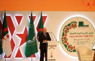 Transformer les ports algériens en « voies express » : l’Algérie, un géant en retard face à son continent