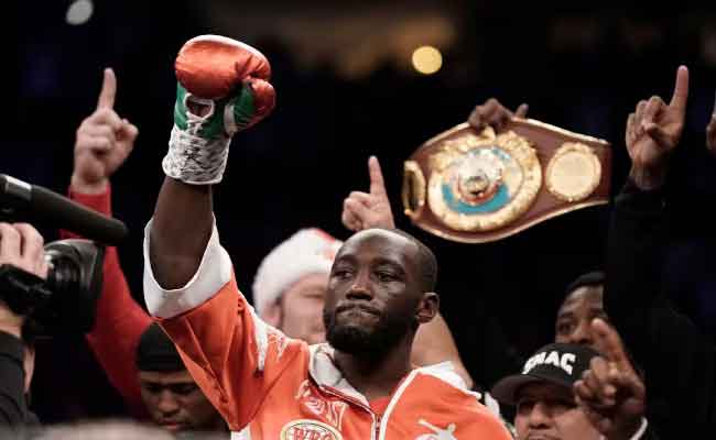 Terence Crawford braqué par la police à Omaha quelques heures après avoir reçu la clé de la ville