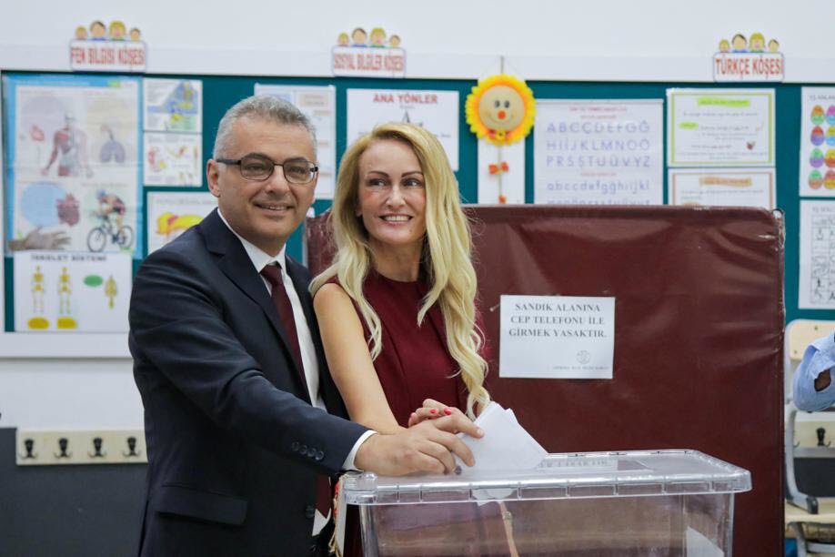 Chypre du Nord : victoire écrasante du modéré Erhürman, le président sortant Ersin Tatar, soutenu par Ankara, battu