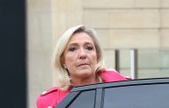 France : Marine Le Pen promet de bloquer tous les gouvernements jusqu’à la dissolution de l’Assemblée