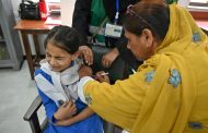 Pakistan : la vaccination des filles contre le HPV freinée par les mythes