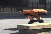 Le slogan de “l’Algérie nouvelle” : « Remonte ton pantalon, papa, il n’y a pas d’eau. »